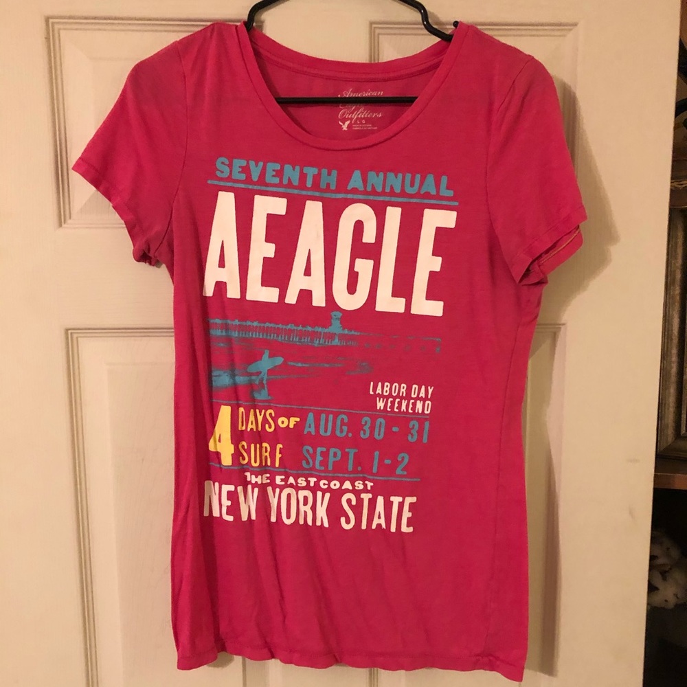 American Eagle 🦅 tee. Pink. Size L. Super cute!
